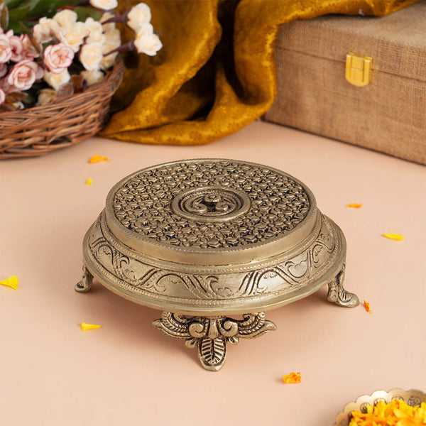 Brass Round Pooja Chowki (6.5 Inch)