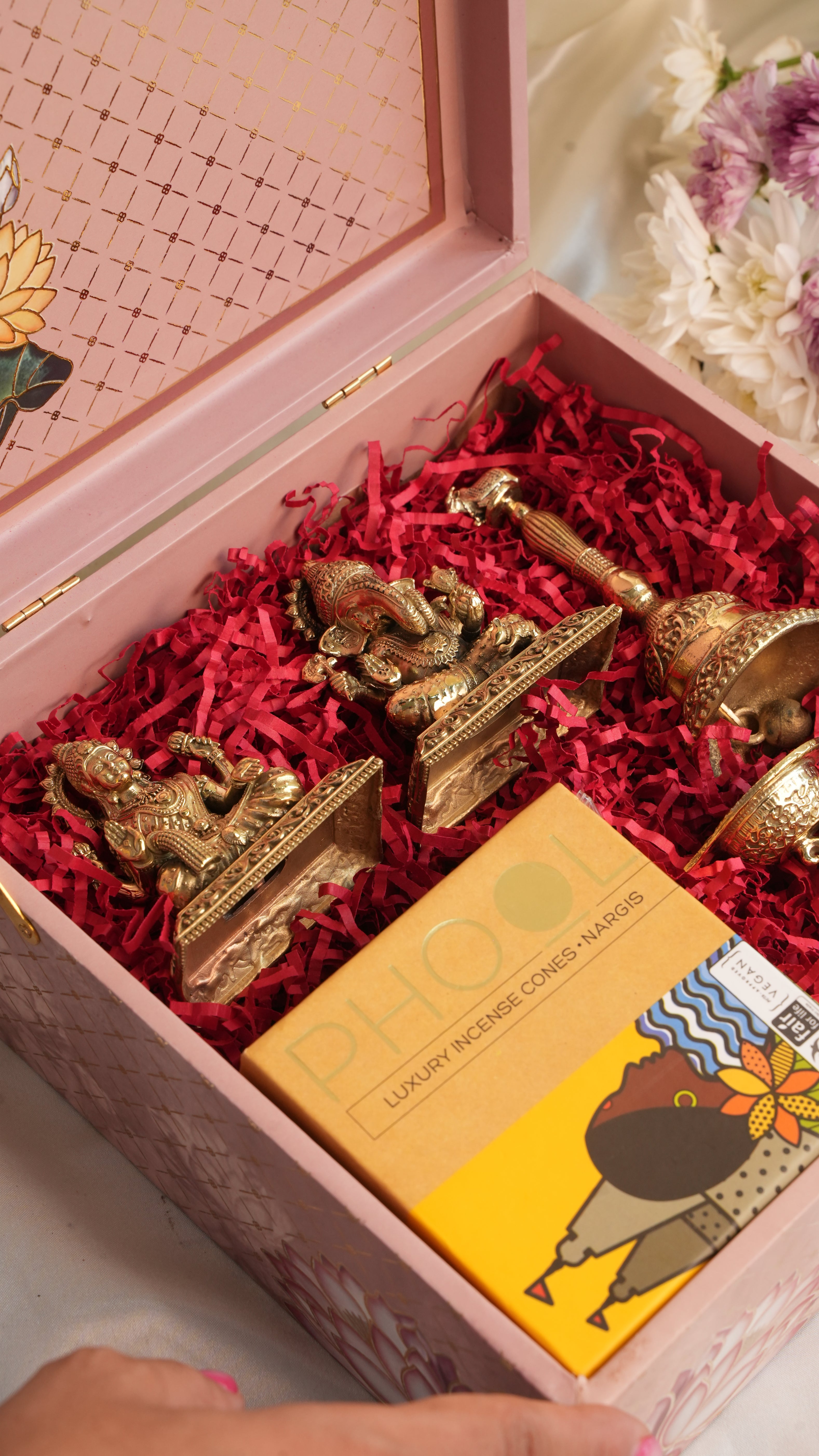 Rigvedaa Gift Hamper Laxmi Ganesh – Divine Rituals Collection