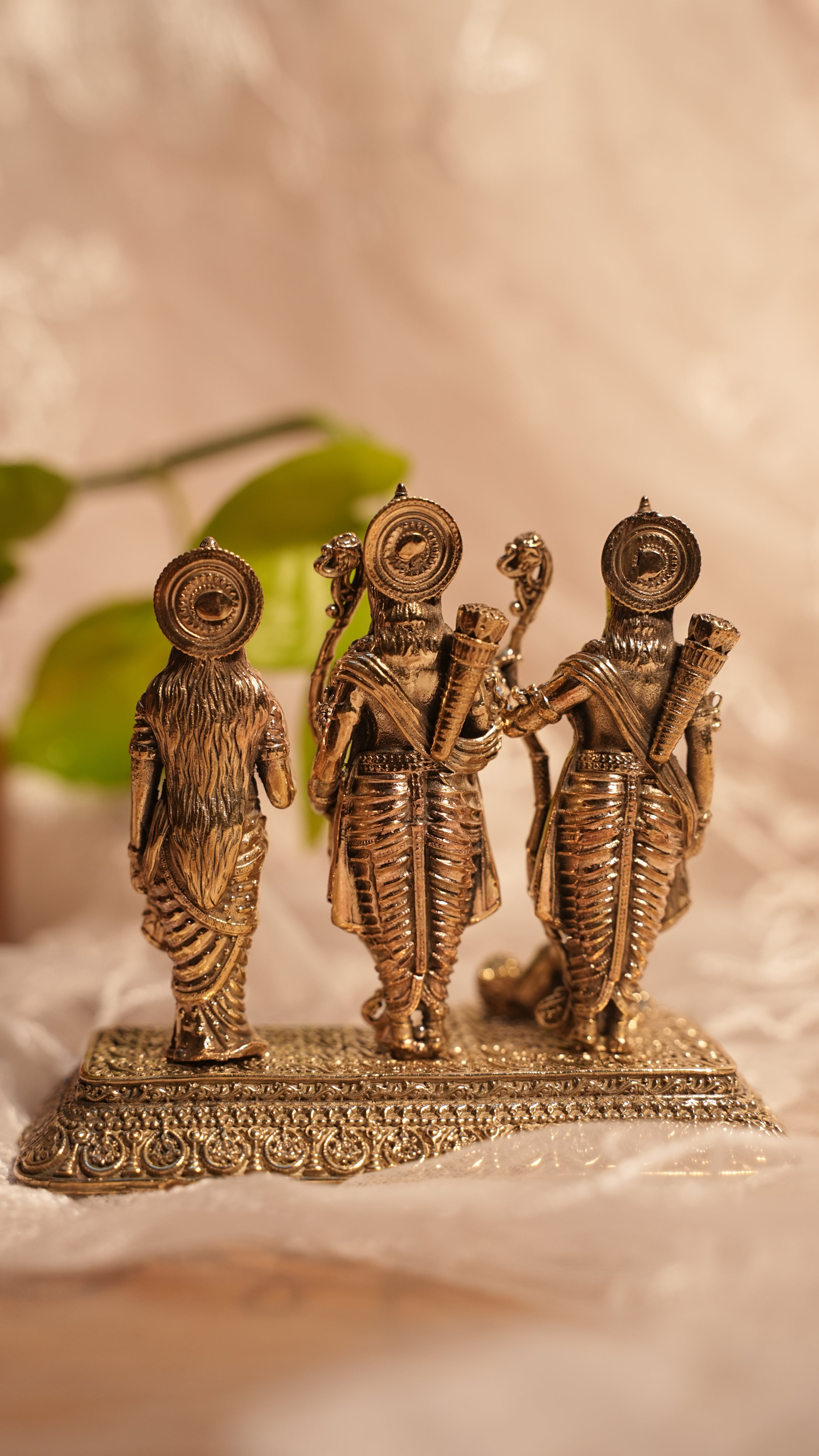 Brass Ram Darbar – 3.75 Inch | Divine Sculpture of Ram, Sita, Lakshman & Hanuman