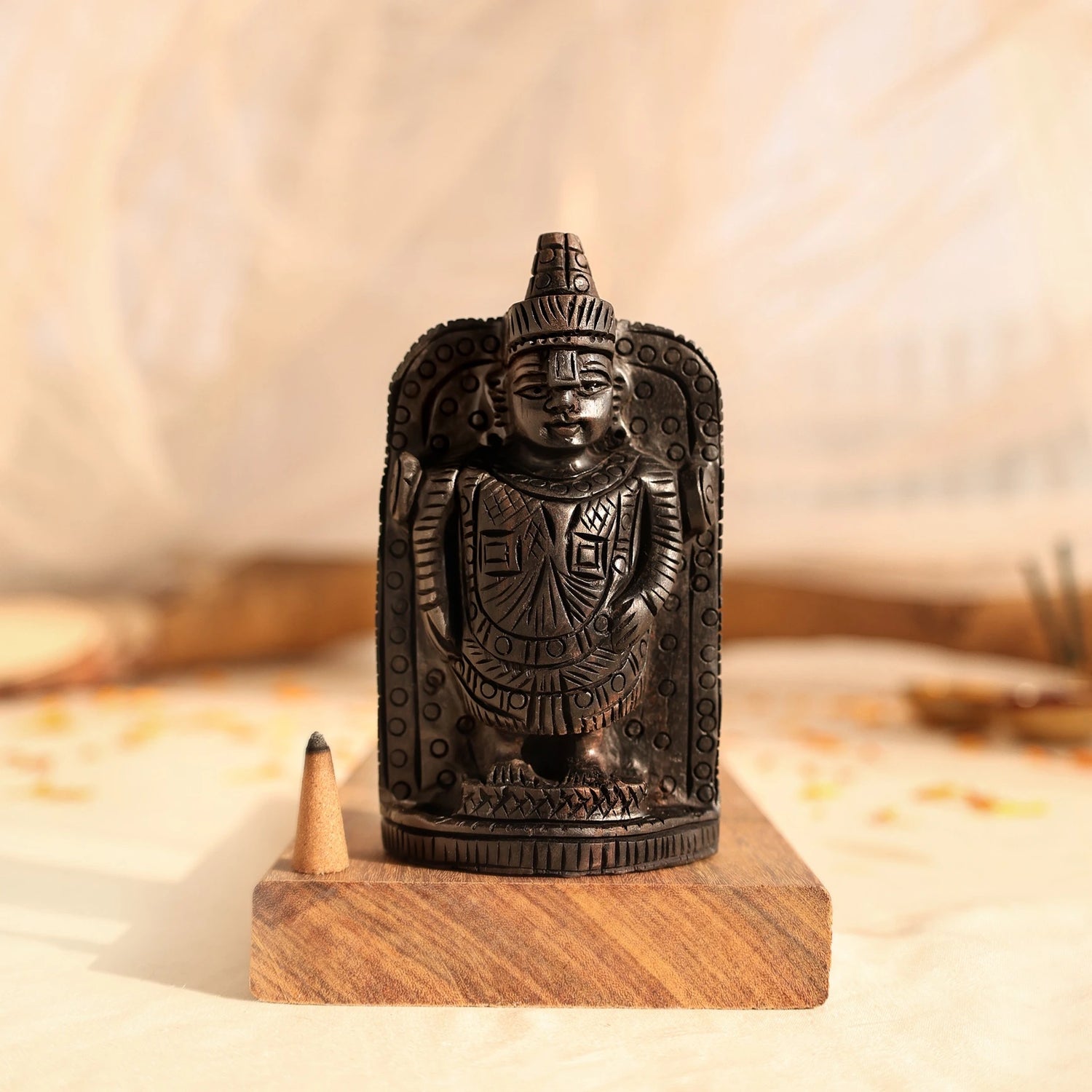 Divine Hindu Lord Venkateswara Karungali Idol