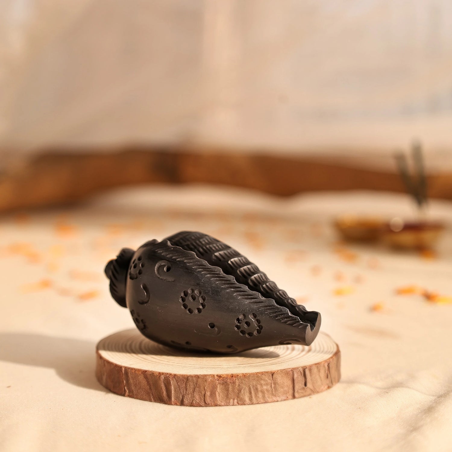 Divine Hindu Karungali Shankh For Pooja